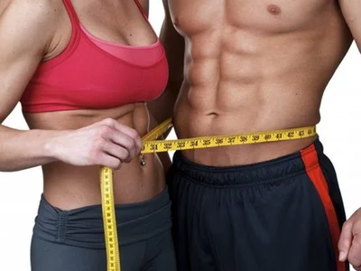 Profissional de nutricao clinica realizando atendimento na Clínica Sphera