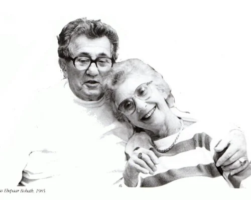 Profissional de terapia uouath realizando atendimento na Clínica Sphera