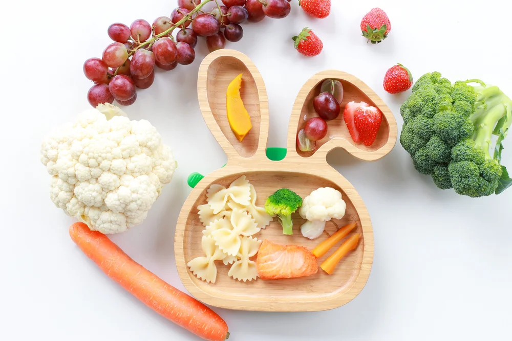 Profissional de nutricao materno infantil realizando atendimento na Clínica Sphera